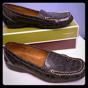Women’s Naturalizer Loafers